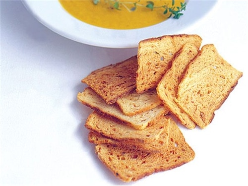 Onion Sourdough Crisps
